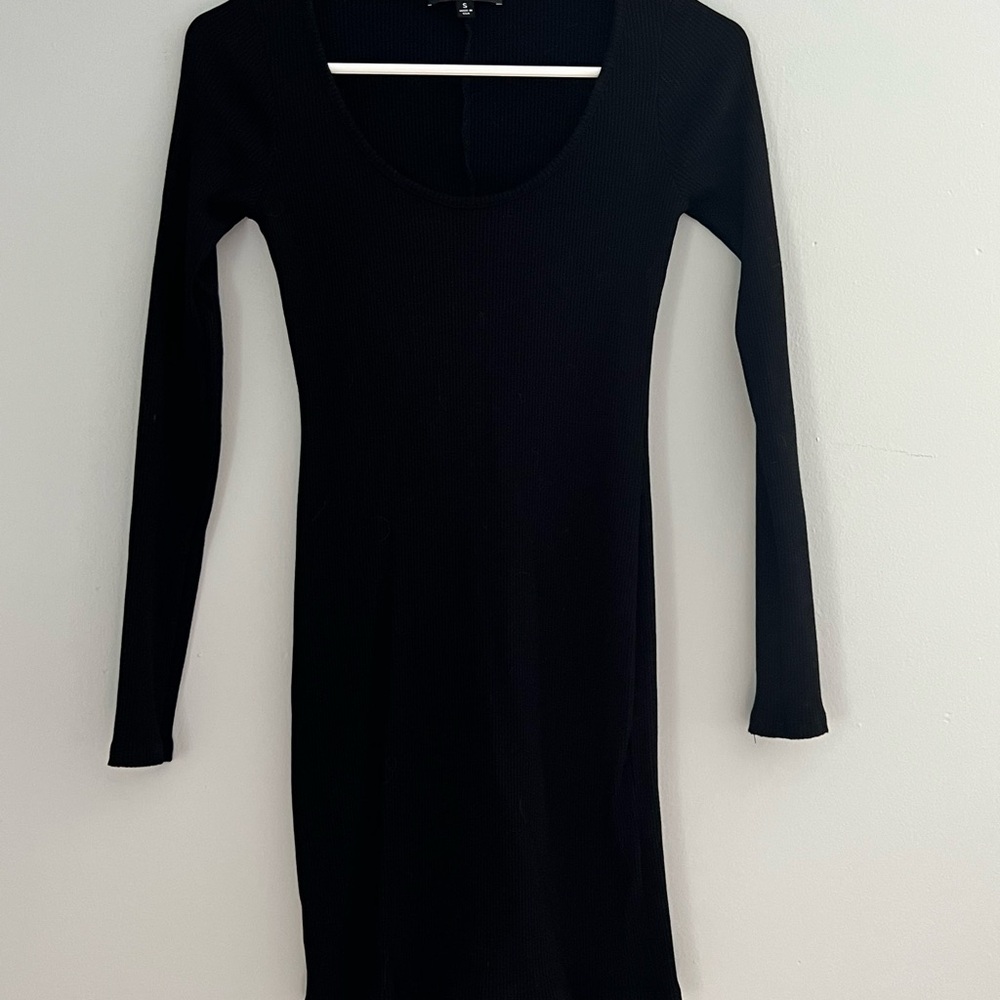 Lulu's Black Ribbed Long-Sleeve Scoop Dress